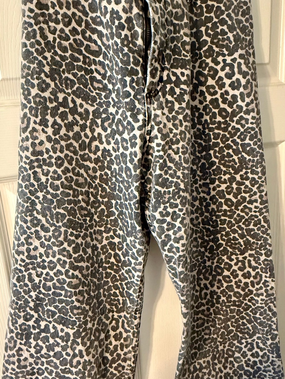 High-Rise  Wide Leg Leopard Print Women’s Jeans